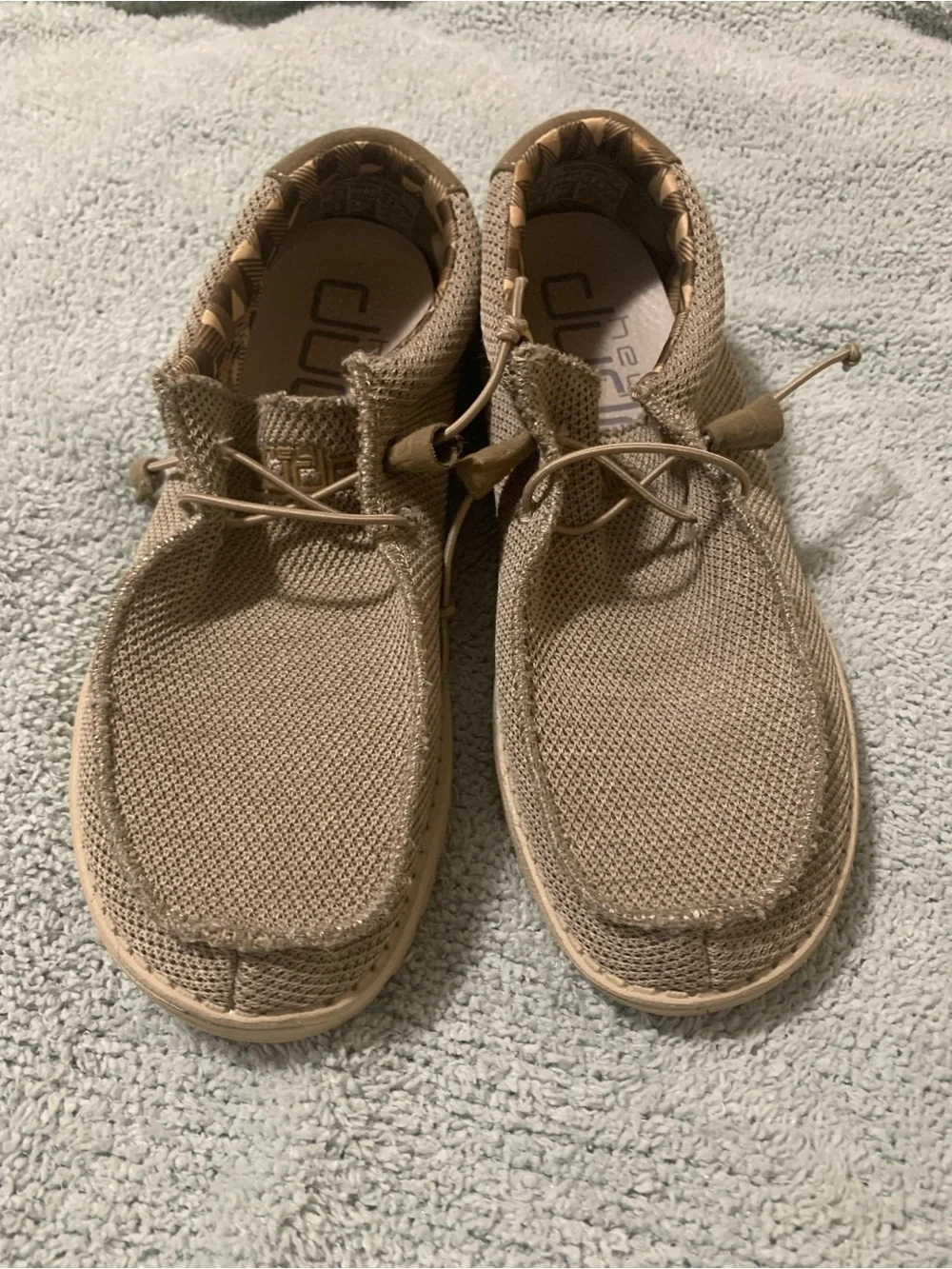 Men's Casual Lightweight Slip-On Shoes in Tan